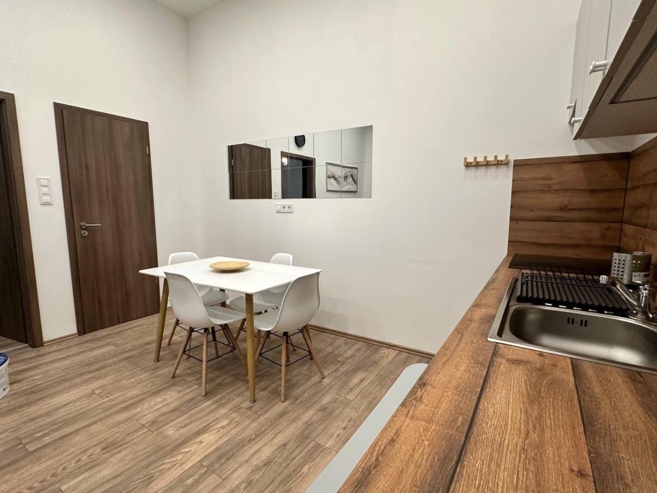 Gyulai Deluxe, 1bedroom Apartament *