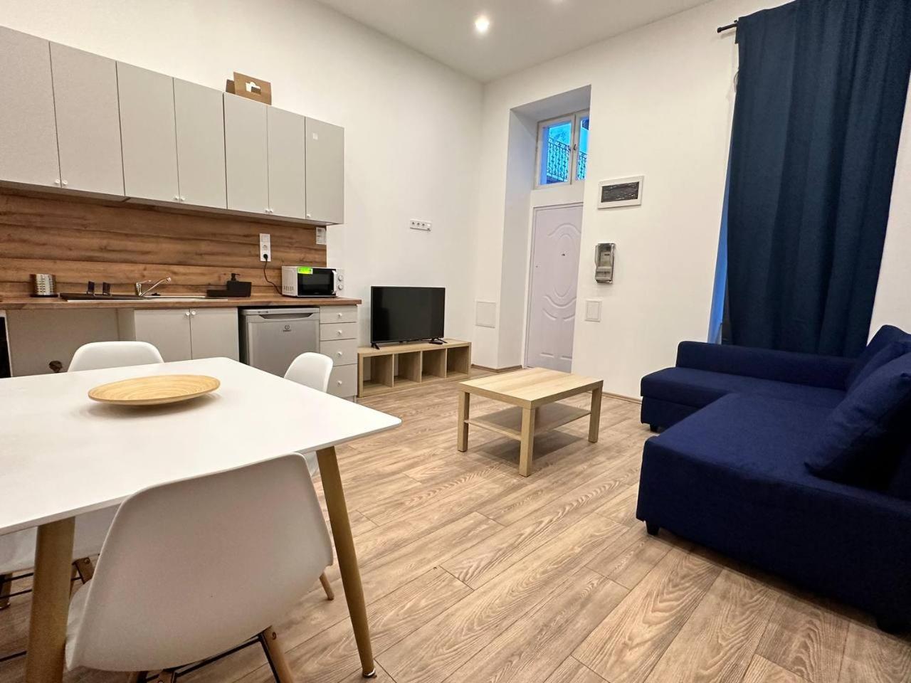 Gyulai Deluxe, 1bedroom Apartament *